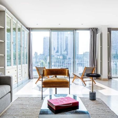 Bright 1Bedroom Apartment Centrally Located With Most Beautiful Views From Seine At 10 Minutes Walking From Beaugrenelle Shopping Mall And Eiffel Tower Paris Exteriör bild